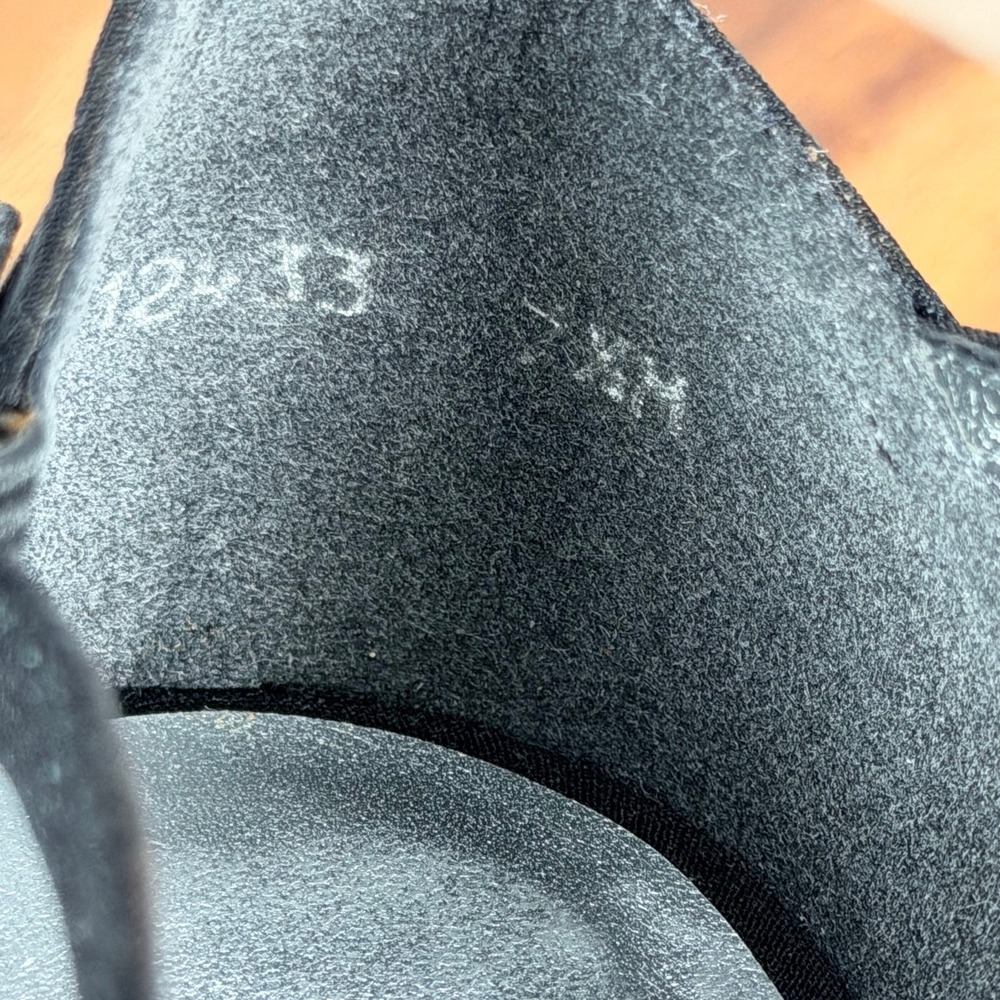 Stuart Weitzman Shoes Womens 7.5 M Black Satin Peep Toe Jeweled T-strap Pump - Picture 16 of 16